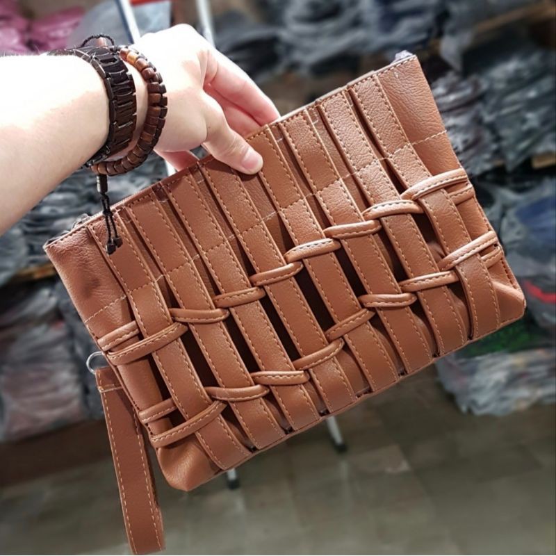 TAS SELEMPANG WANITA KULIT IMPORT HITAM LAHORE TA091B5 FASHION PESTA