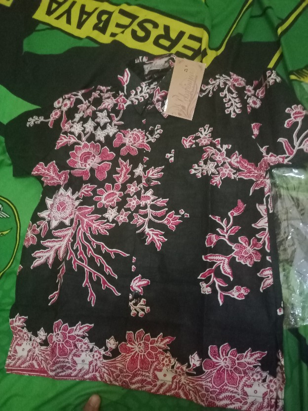 Kemeja Batik Pria Lengan Pendek Cibulan Pink