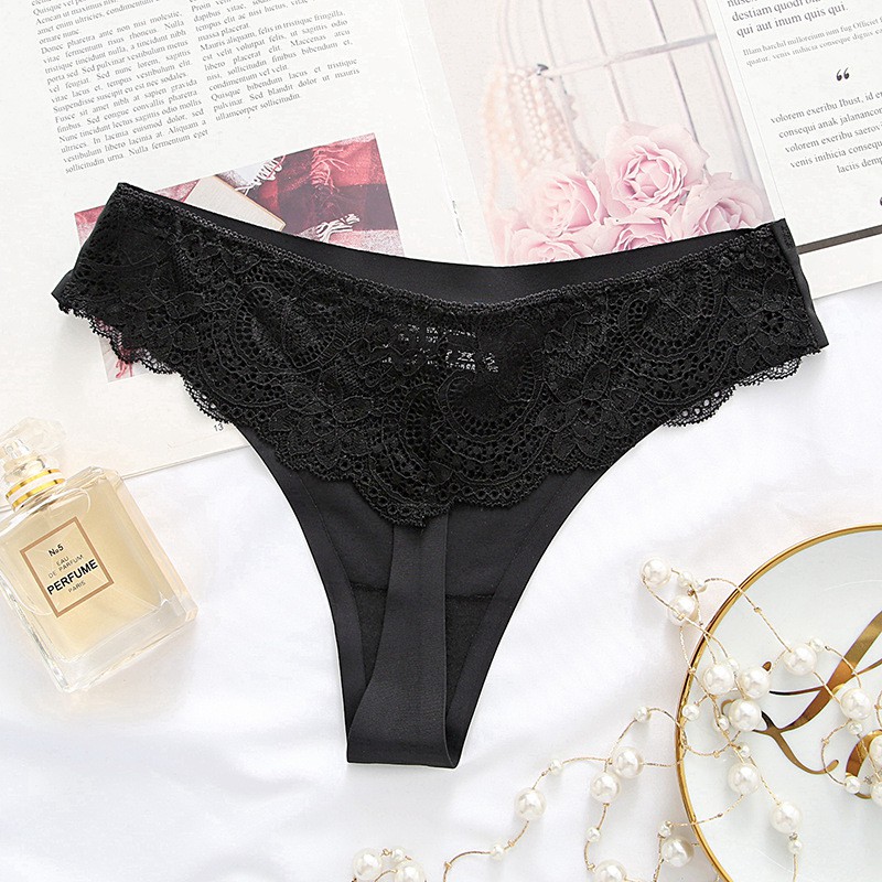 Celana Dalam Brief Seamless Bahan Thong Aksen Lace Sexy untuk Wanita