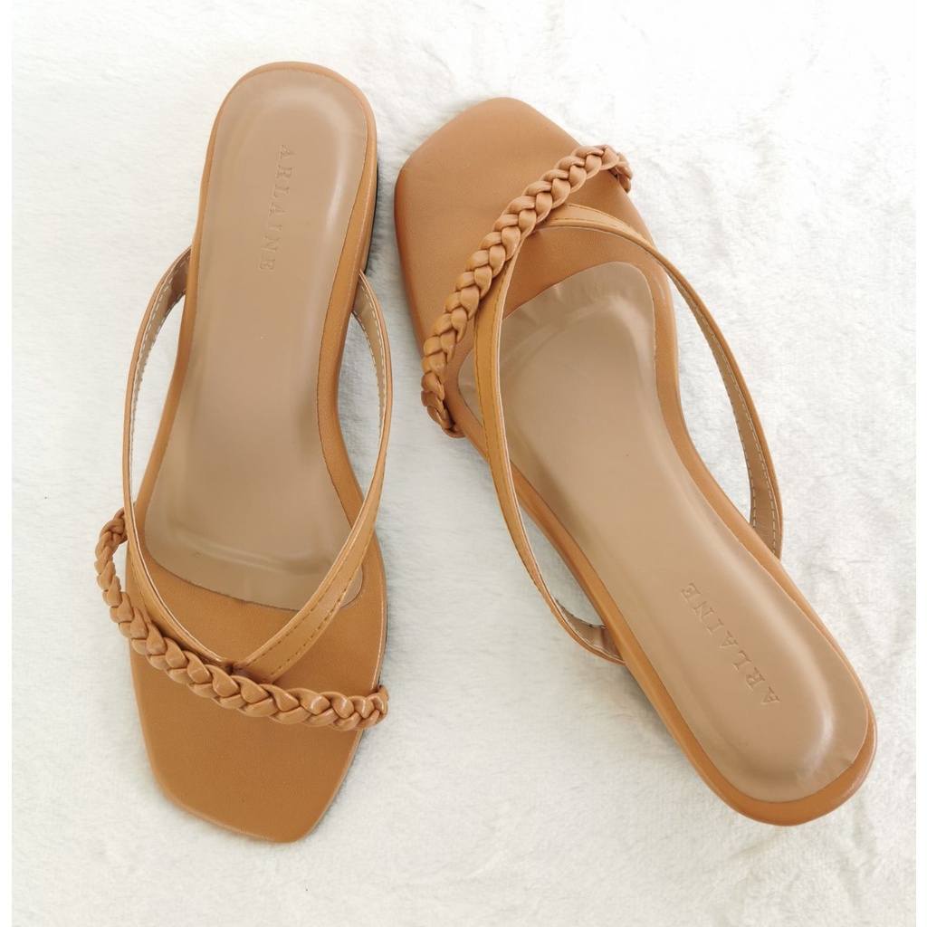 Arlaine - Cassy Sandal Heels Jepit Kepang