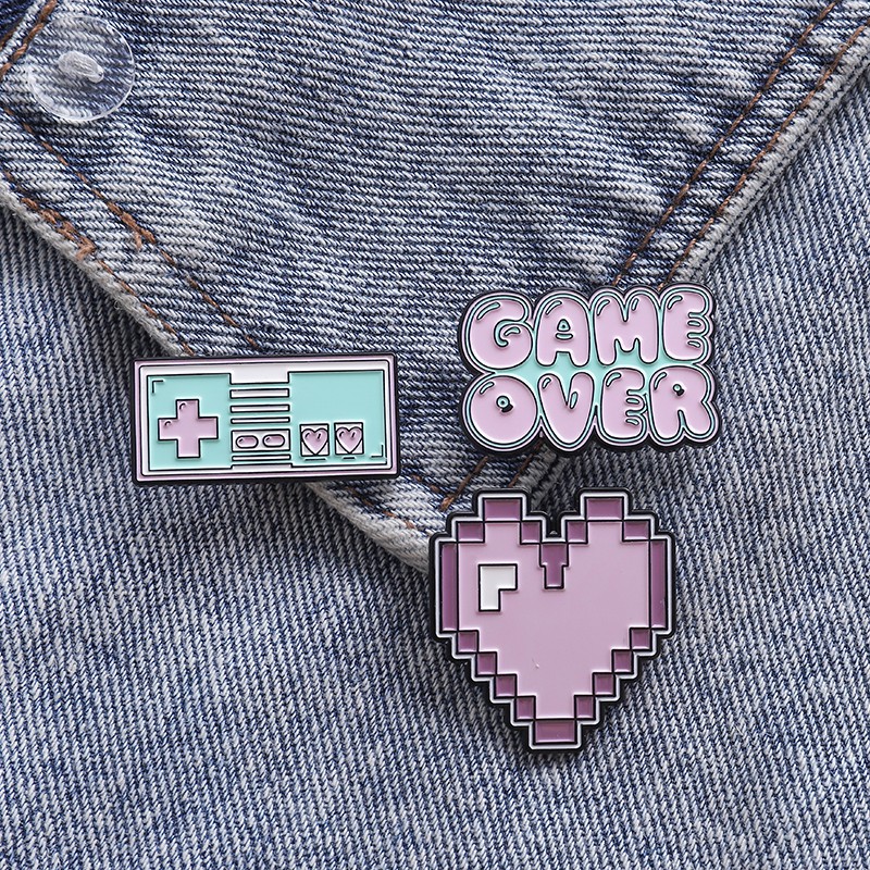 Bros Pin Desain Game Console Love Pixel Gaya Retro Untuk Pria Dan Wanita