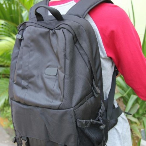 TAS RANSEL IMPOR DSLR/LAPTOP - BAHAN LowePro LUAR DALAM TIPE 5900