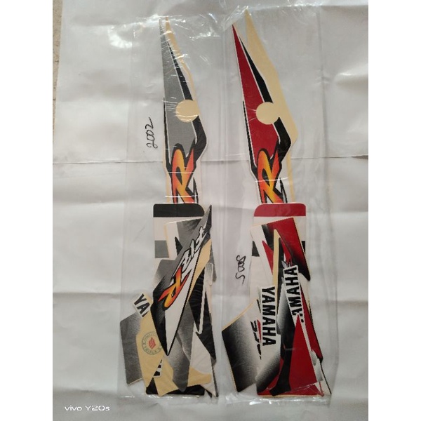 striping motor Yamaha Fiz R 2002 sporty