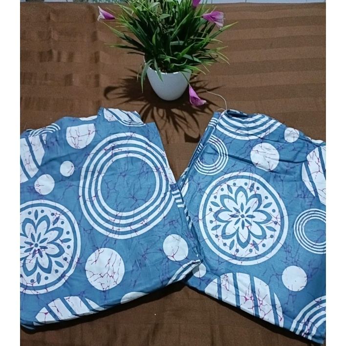 Mukena dewasa rayon motif bali / travelling / jalan / pouch