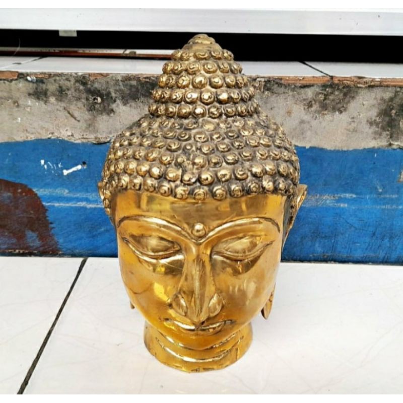 Patung Kepala Budha Kuningan Antik