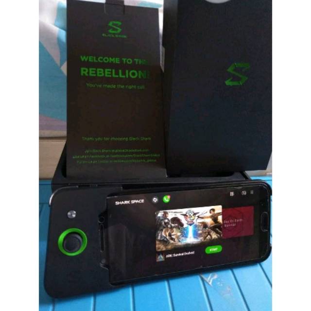 Black shark 1