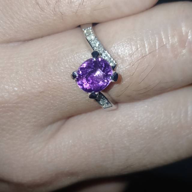 Cincin fashion cewe mata utama batu kecubung pangkalambun samping berlian eropah