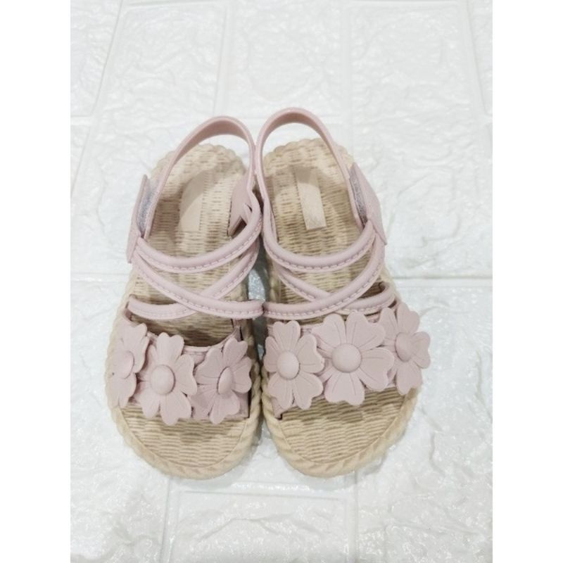 Medan Termurah KD038 Size 24-33 Sendal anak flower Sandal tali import