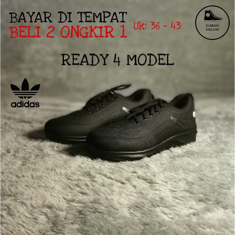Sepatu sekolah / sepatu hitam polos / sepatu polos merek Adidas