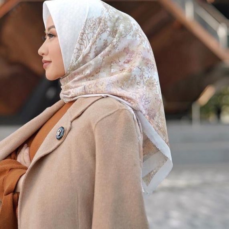 Buttonscarves New York Reborn Vessel preloved