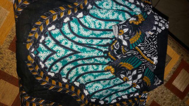 Batik Couple Keluarga Sania Ruffle Ori Ndoro Jowi Dnt Motif Madu