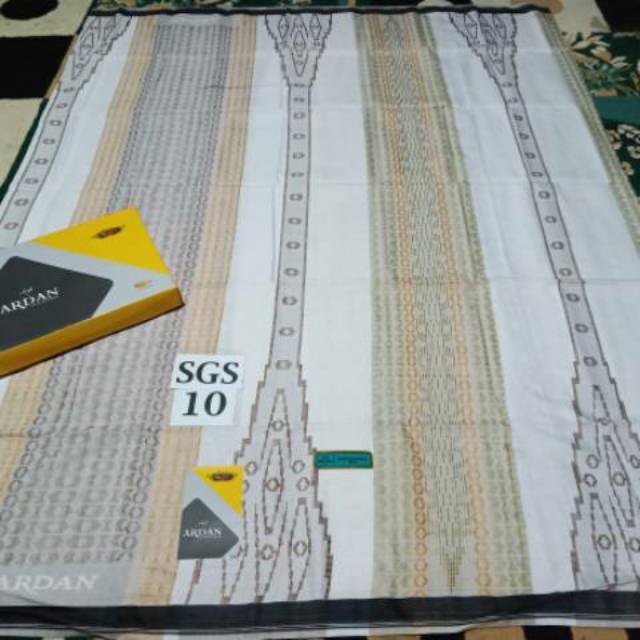 Sarung Ardan Silver motif SGS