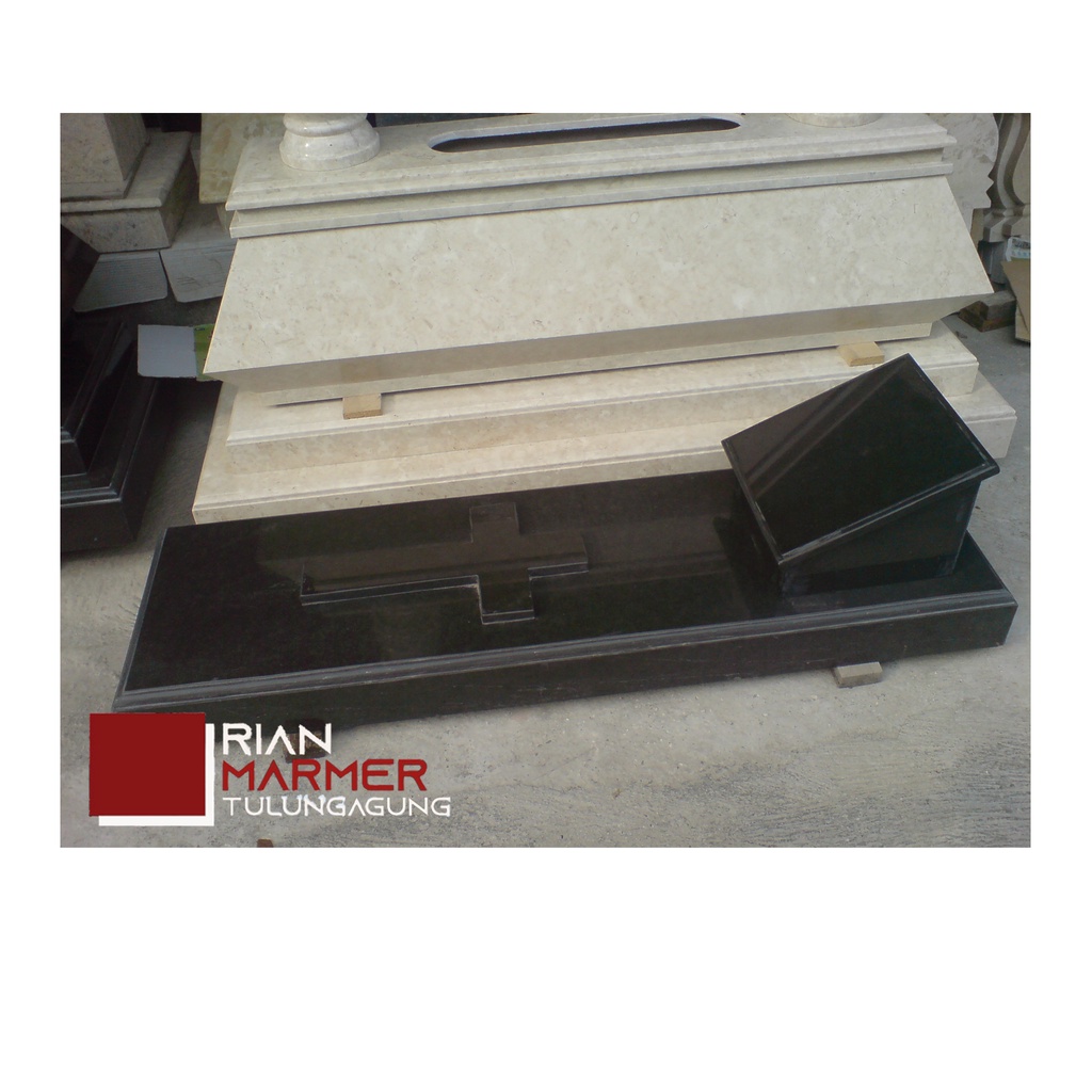 Kijingan Granit Hitam Kristen Tulungagung