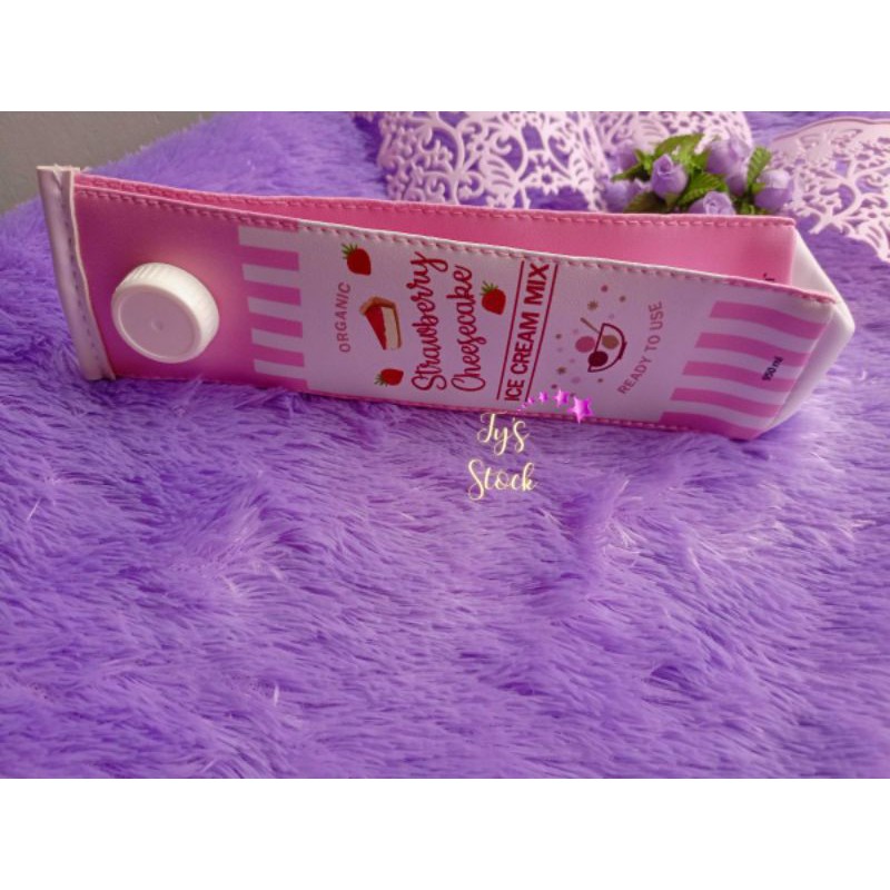 

Tempat Pensil Cute - Pink Strawberry