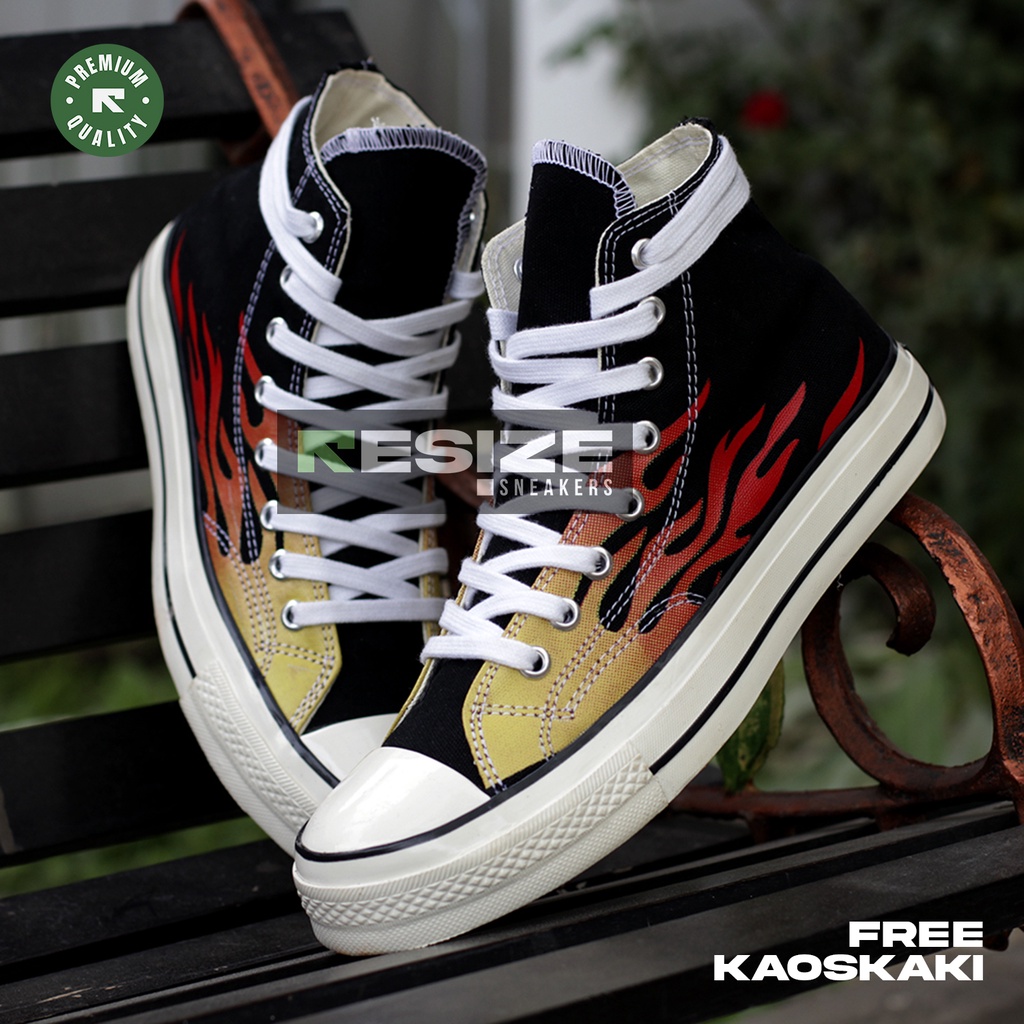 Sepatu Converse All Star 70s Flame Pattern White Black (Api)