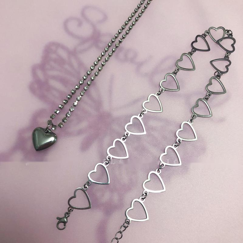 Love necklace  accessories  clavicle chain  simple Korean style temperament