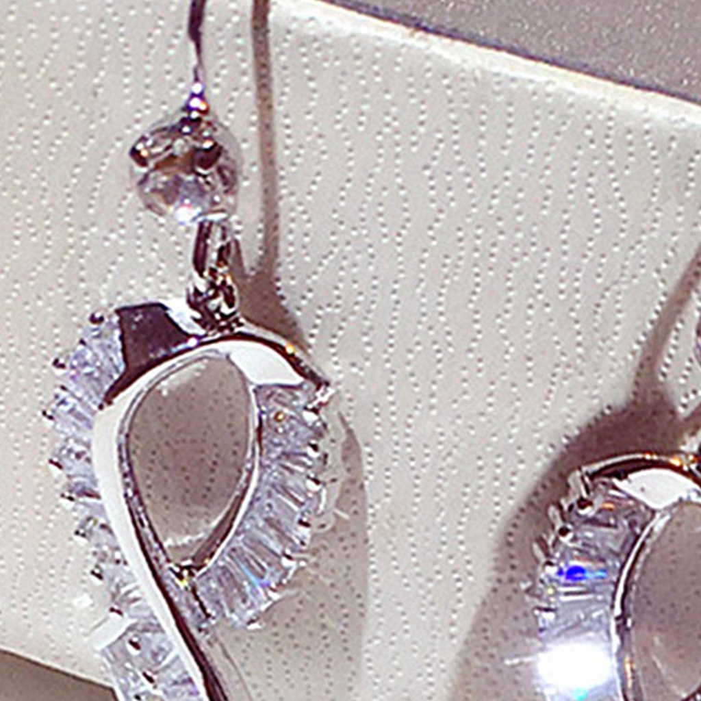 Hu Hu Hu Hu Hu Alat Bantu Pasang Kacamata♡ 1 Pasang Anting Kait Gantung Desain Pita Hias Berlian Imitasi Tahan Lama Untuk Wanita