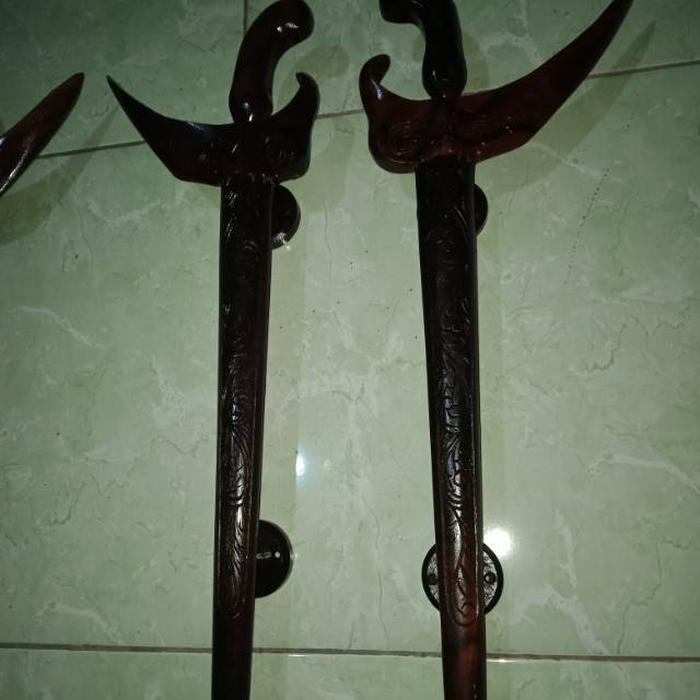 Pegangan pintu/handle pintu,model keris,kayu sono keling
