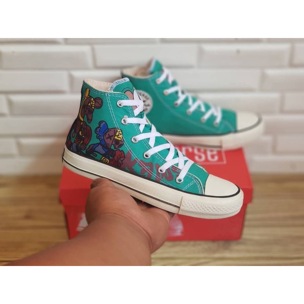 CONVERSE X KAWS