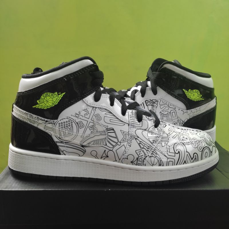 AIR JORDAN 1 MID DOODLE DIY