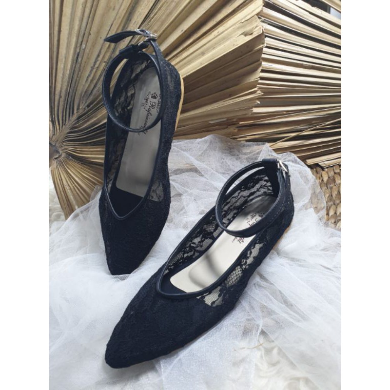 flatshoes Felia hitam tali tinggi 1cm