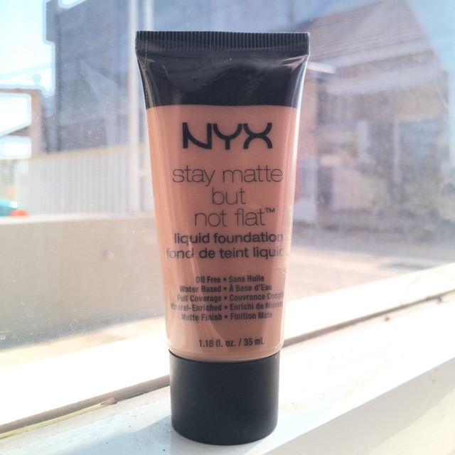 NYX STAY MATTE FOUNDATION