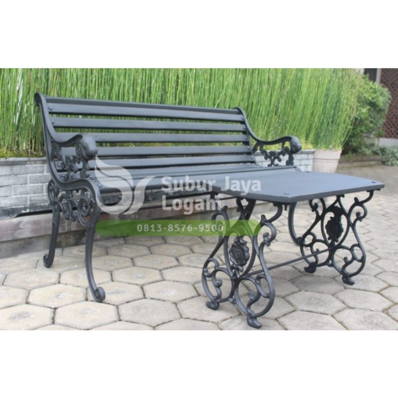 kursi antik besi cor lion head + meja