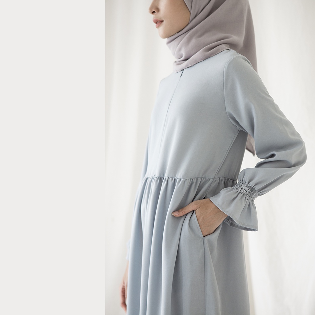 Hanum by Aska Label - Gamis wanita long dress Muslim basic lengan panjang busui friendly warna biru, ungu lilac