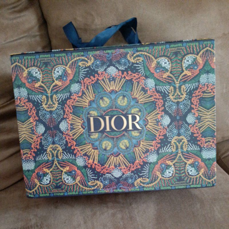 box dior kotak dior box sandal sepatu dior magnet