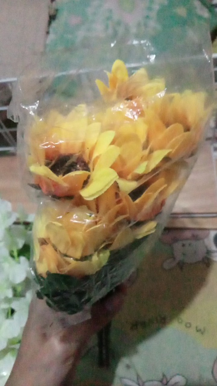 Guninco Bunga Matahari Artificial Imitasi Hiasan Meja Ruang Tamu Dekorasi Ruangan