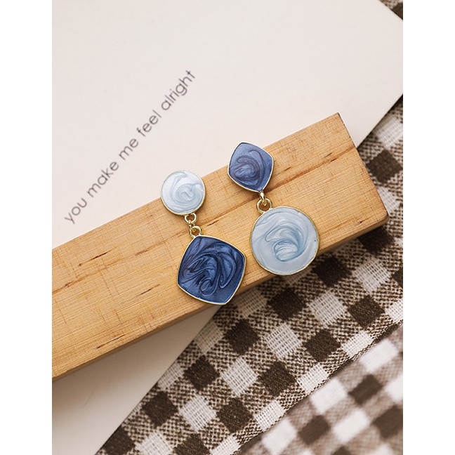 LRC Anting Tusuk Fashion Color  Asymmetric Love Square Geometric Drop Oil Contrast Earrings P22289