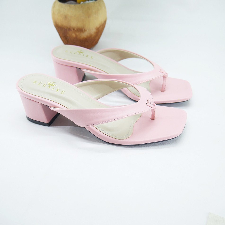 Bernike Shoes - Claudia Sepatu Sandal Wanita Jepit Hak Tahu 5 cm 36-43