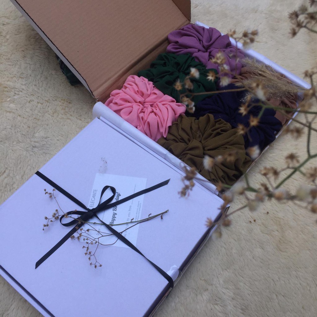 

Paket Gift Box Hampers Kotak Hadiah Premium