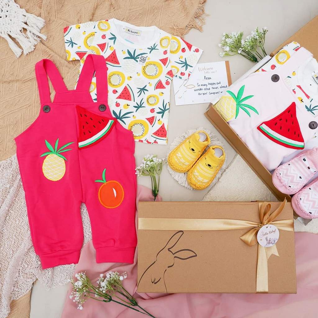 LIO035 Girls Baby Hampers 0-12 months/ Hampers bayi newborn/ Kado bayi/ baby girl gift set-Amberly Fanta