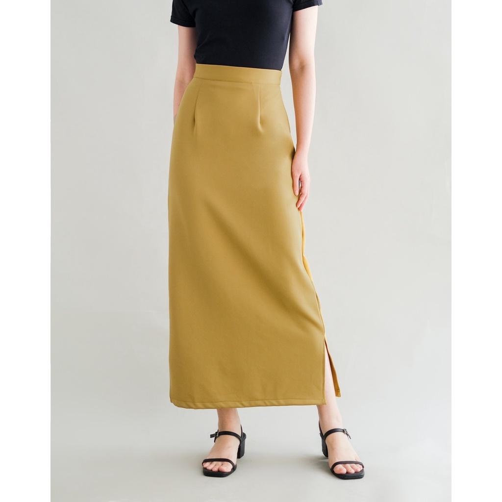 Myrubylicious SHEINA BASIC LONG SKIRT