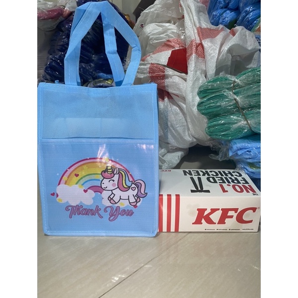 TAS ULTAH 20x14x26 PXLXT-GAMBAR IKUT STOK-READY STOK