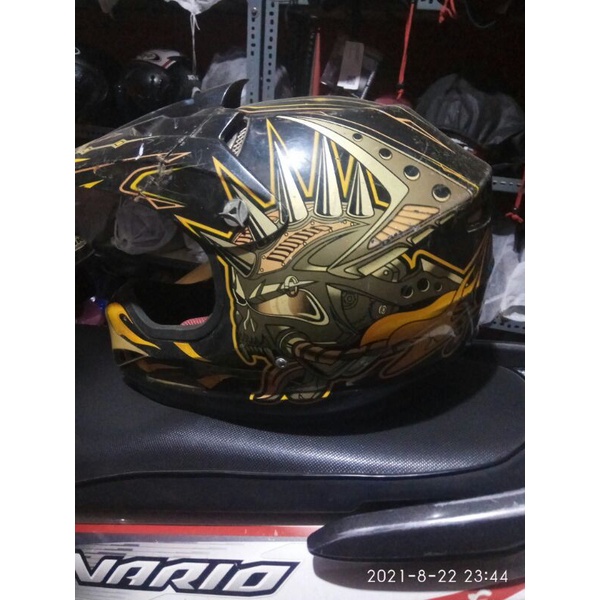 helm cross mvstar ukuran S kecil bekas/seken/second/preloved tanpa google