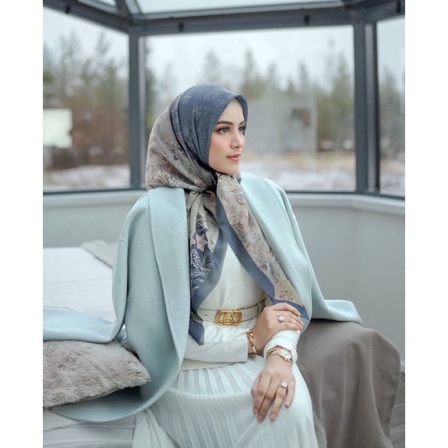 Buttonscarves - Disney frozen mirage