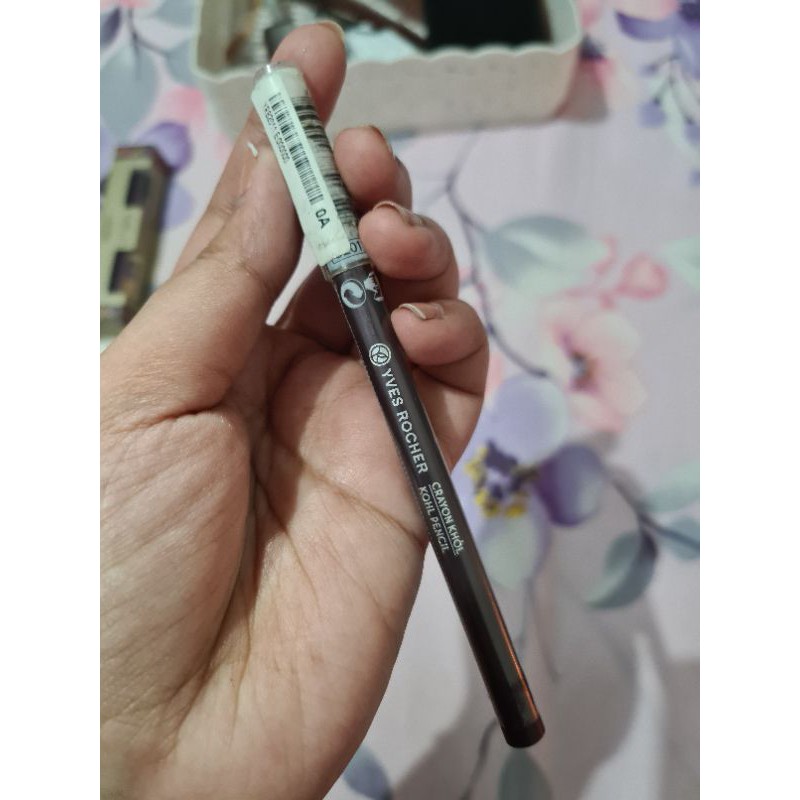 

Yves rocher crayon Kohl eye pencil prune no 4