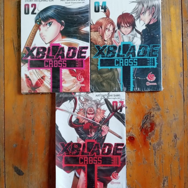 Komik X-Blade Cross by Tatsuhiko Ida & Satoshi Shiki