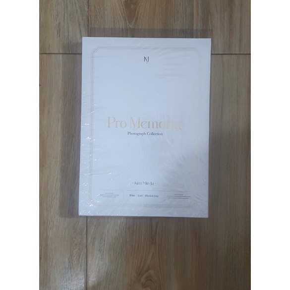 Kim Min Ju Minju Minjoo Photobook Pro Memoria sealed