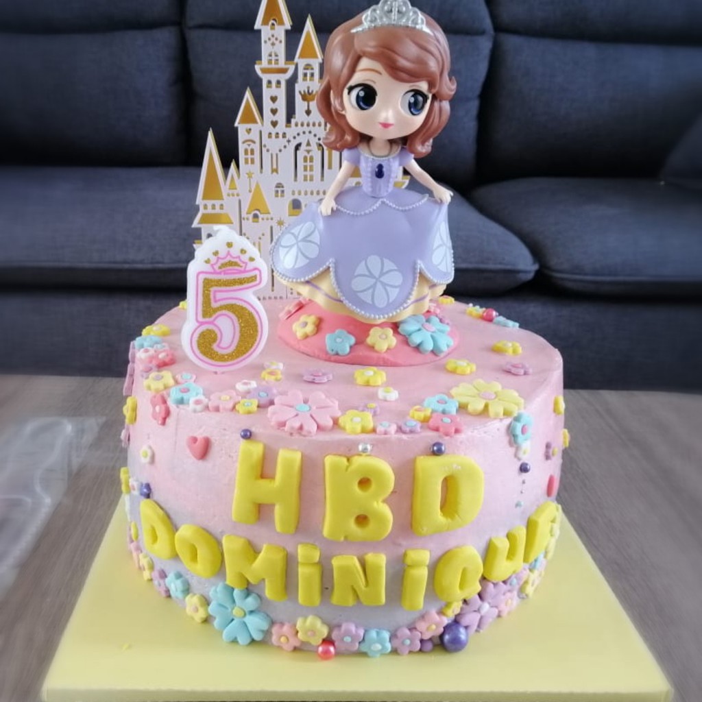 

Sofia The First Cake