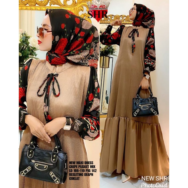Gamis Plisket Bunga