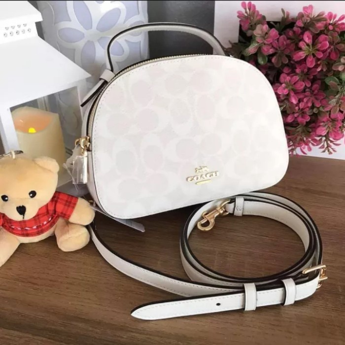 [ORIGINAL] Coach Serena Satchel in Signature Canvas / Tas Coach Wanita - Putih