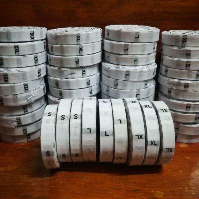 label size bordir warna putih dan hitam//size bordir huruf dan angka