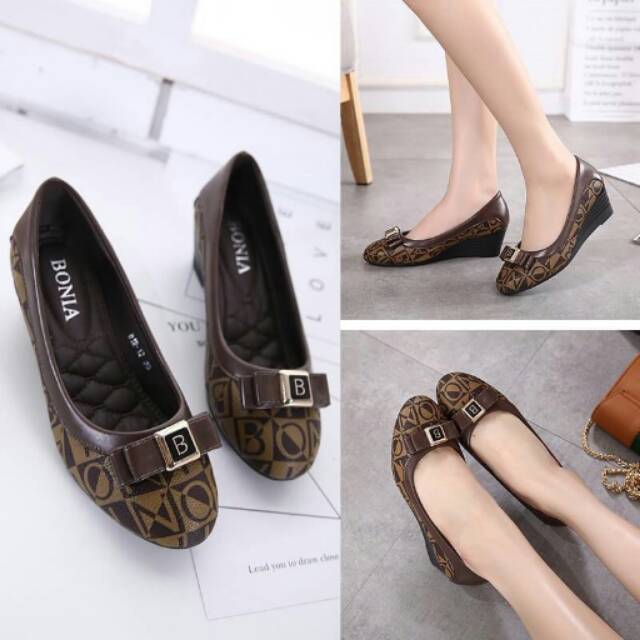 Sepatu BONIA