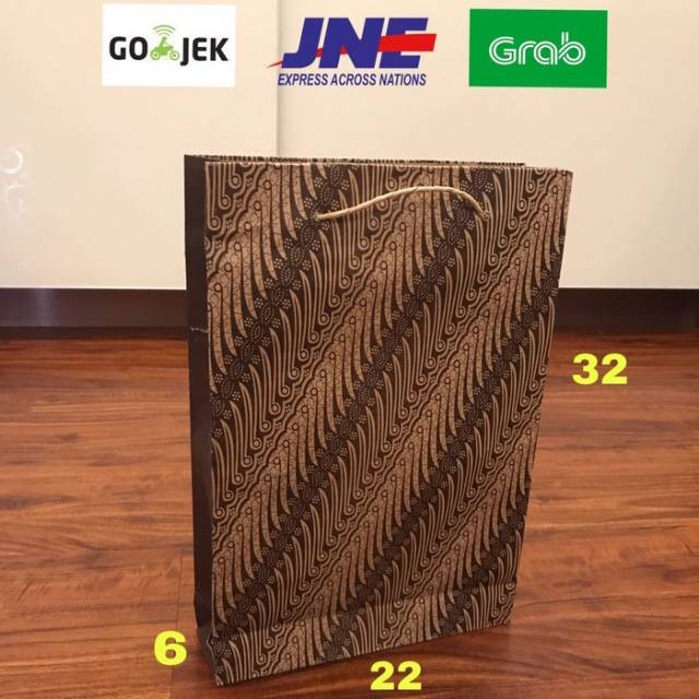 

Paperbag Motif Batik Coklat/Tas Kertas Motif/Godie bag Coklat