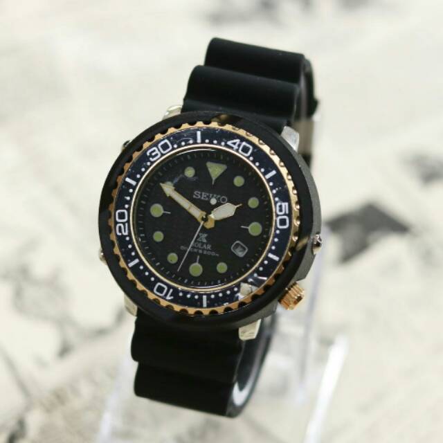 Jam tangan pria SEIKO DIVER'S semi super