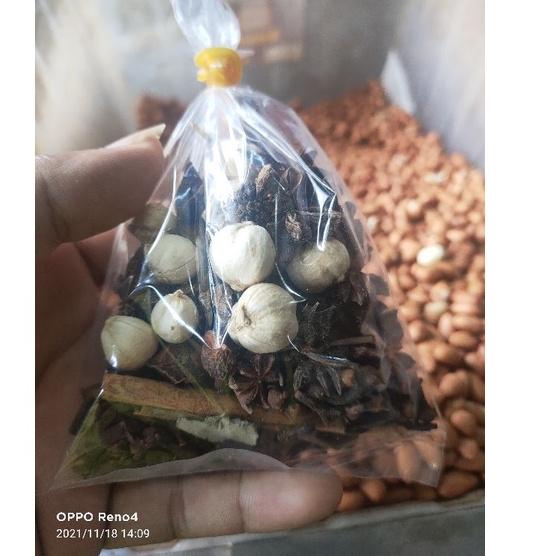 

Hemat Banget--Bumbu Mie Sop Khas Medan