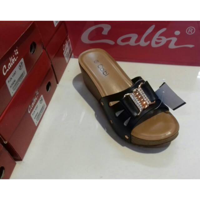 calbi sandal wanita warna hitam 36-40